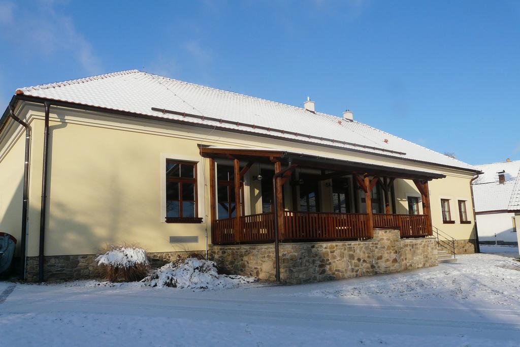 Penzion U Rudolfu Vlasenice Exteriör bild